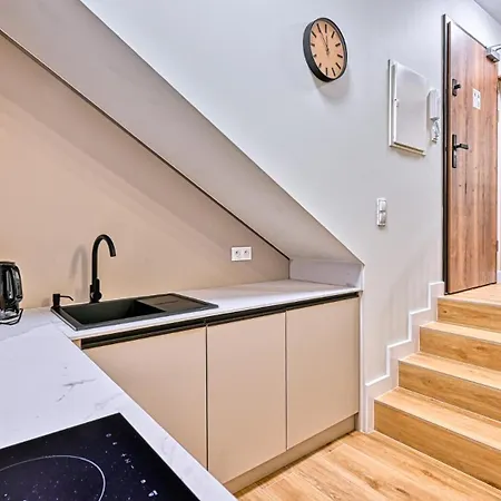 Апартаменты Orlik Vip - Blisko Wyciagu I Kosciola Wang - By Royal Aparts